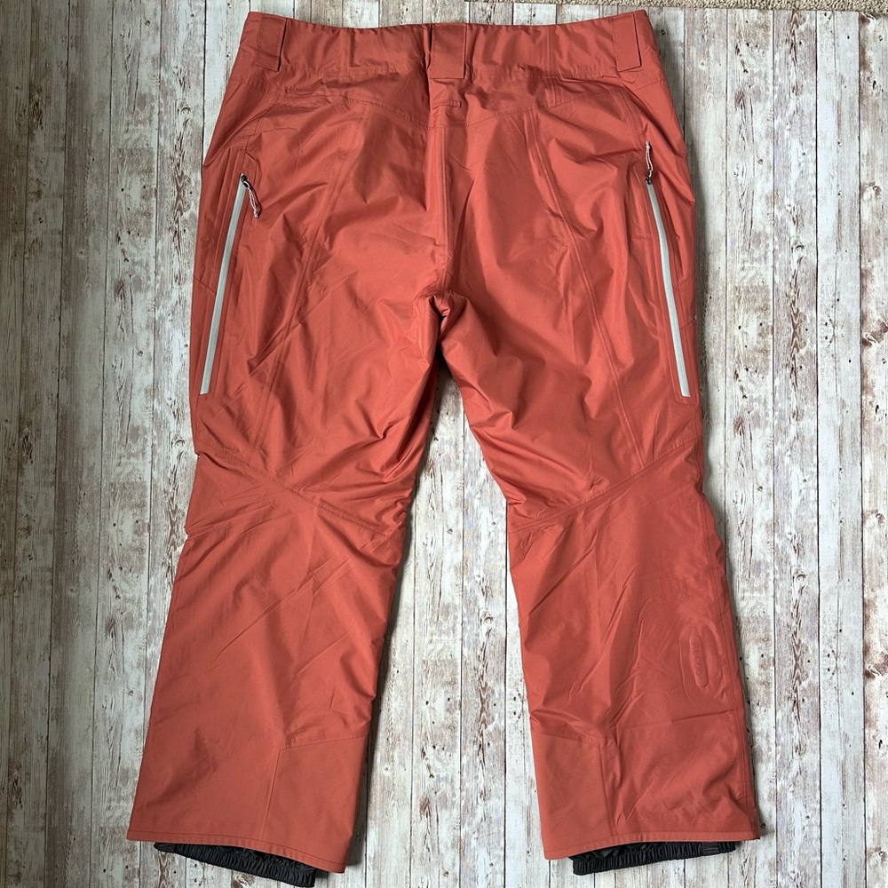 Patagonia Women's Snow/Ski Pants - Picture 6 of 8